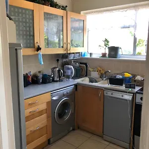 https://wellness-haven-micro-pop-up-hostel-catford.cambridgehotelsuk.com